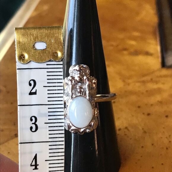 Natural Jade Sterling Silver Dragon Ring Size 8 - Picture 6 of 8